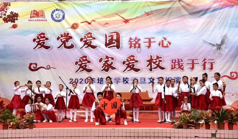 为什么男朋友每次都是喝酒了才想跟你和好呢？游戏画面